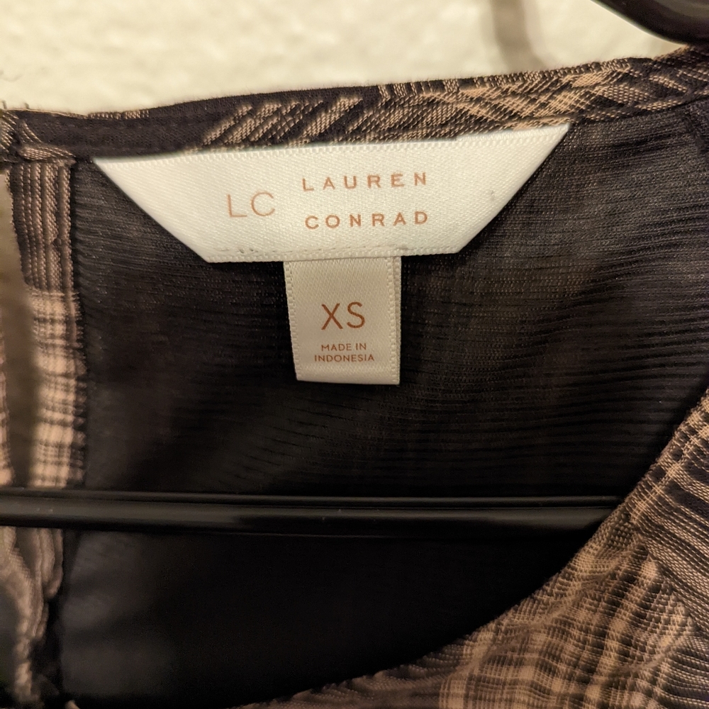 Long sleeve top - Picture 2 of 6